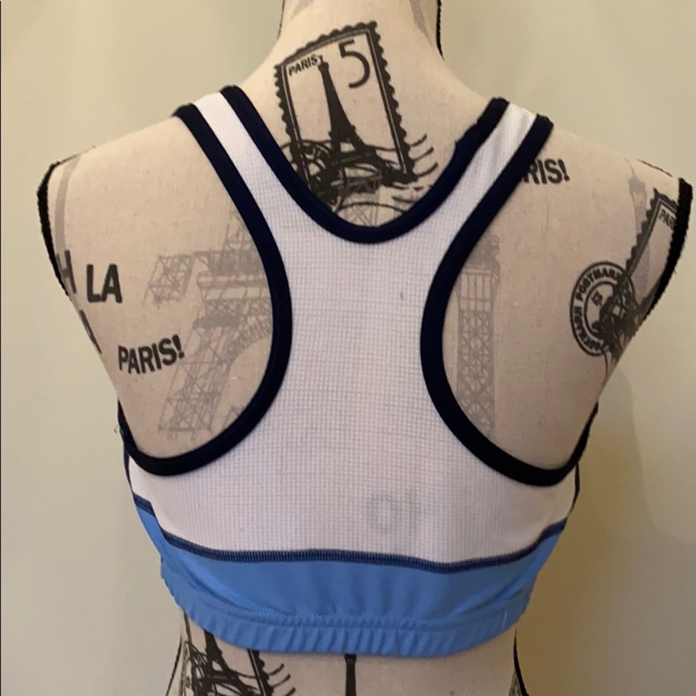 Workout Top - Picture 3 of 5